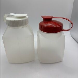 SET RUBBERMAID PINT DRINK CONTAINERS FLIP TOP LID 1C96 0229